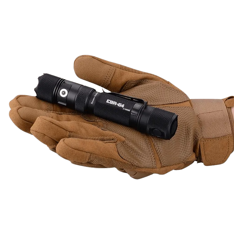 E9R GEN4 - 2,550 Lumen Tactical EDC Flashlight